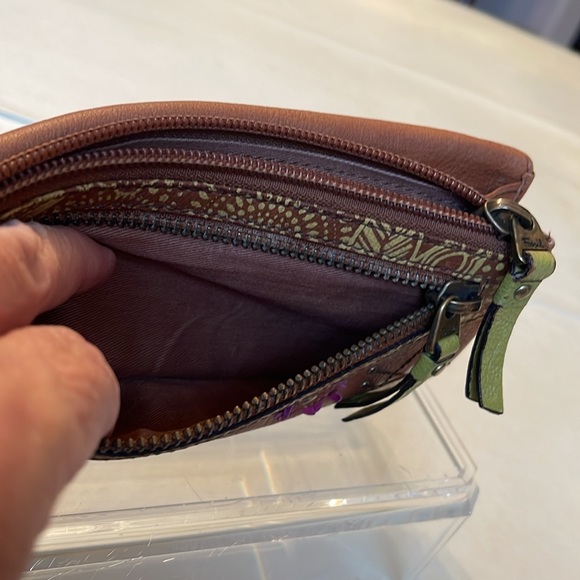 Fossil Leather Wallet# - Picture 9 of 10